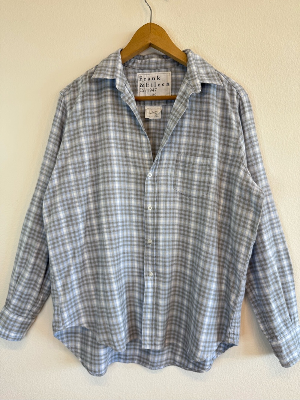 Like New! Frank & Eileen “Eileen” Button Up Shirt Flannel Grey Blue Plaid Medium - Picture 2 of 10